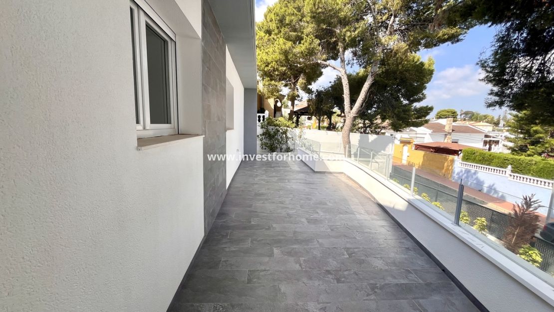 Försäljning - Villa - Torrevieja - Costa Blanca