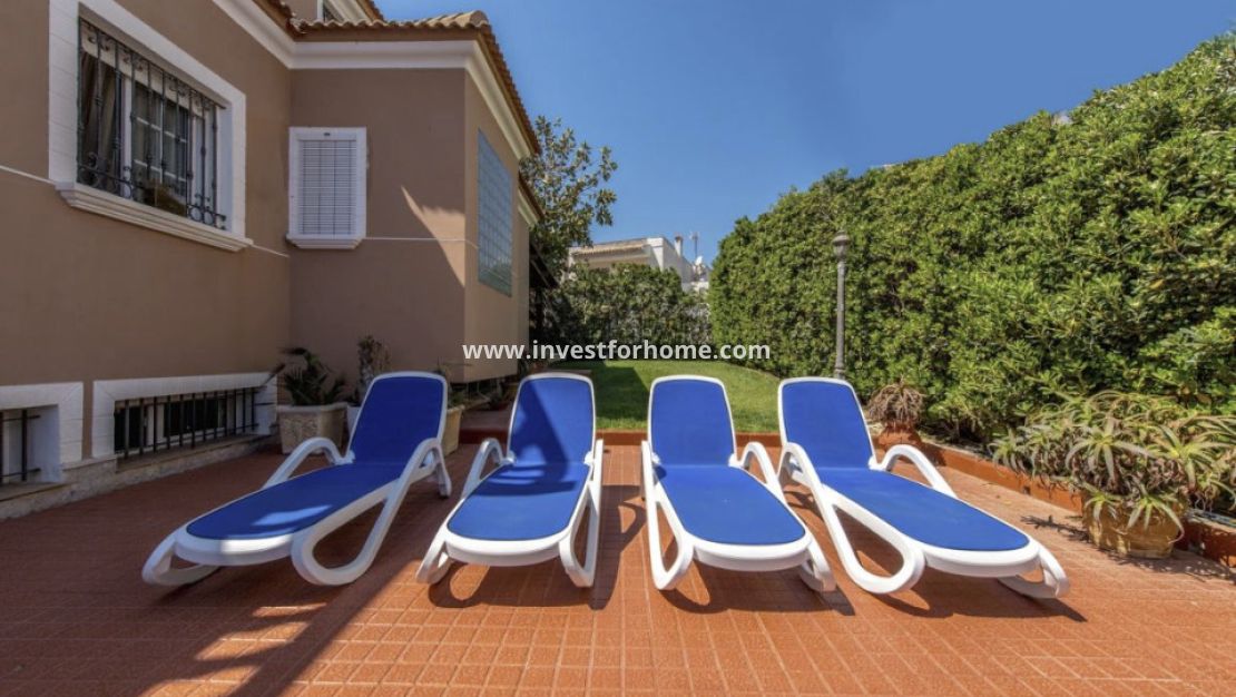 Försäljning - Villa - Torrevieja - Costa Blanca