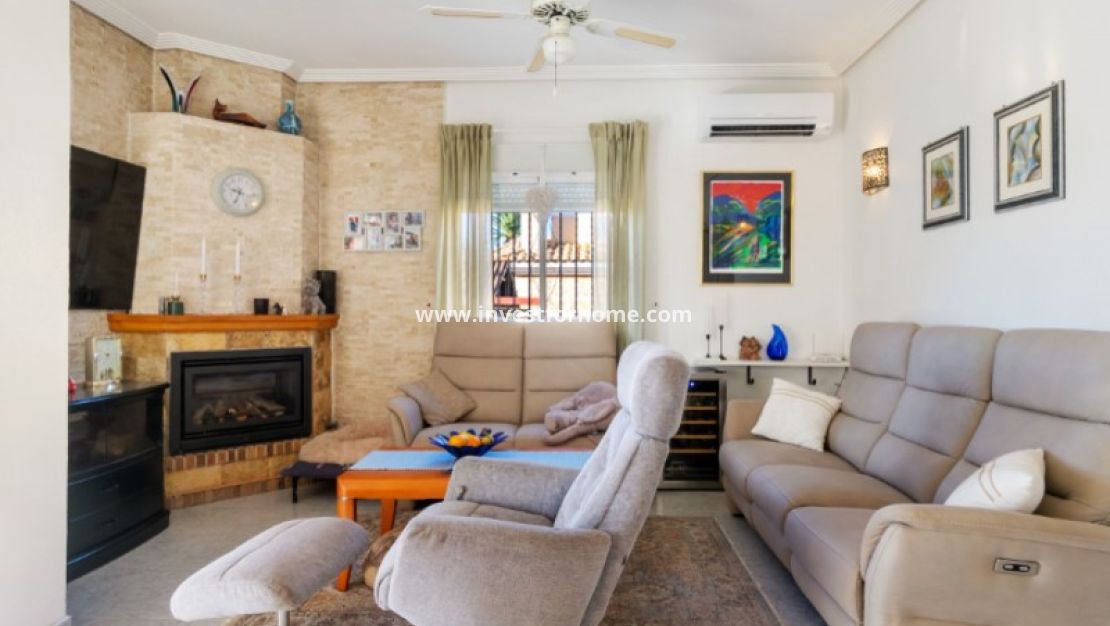 Försäljning - Villa - Torrevieja - Costa Blanca