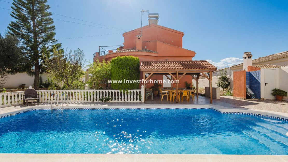 Försäljning - Villa - Torrevieja - Costa Blanca