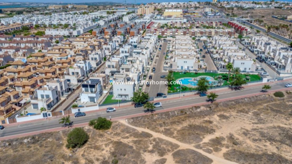 Försäljning - Villa - Torrevieja - Costa Blanca