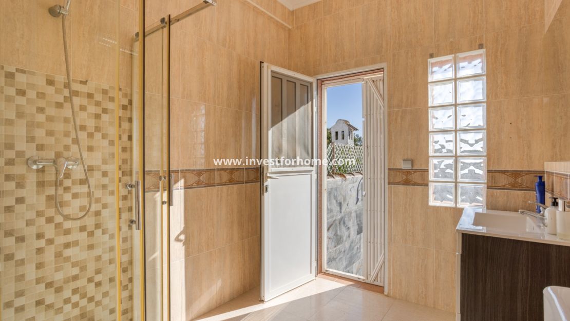 Försäljning - Villa - Torrevieja - Costa Blanca