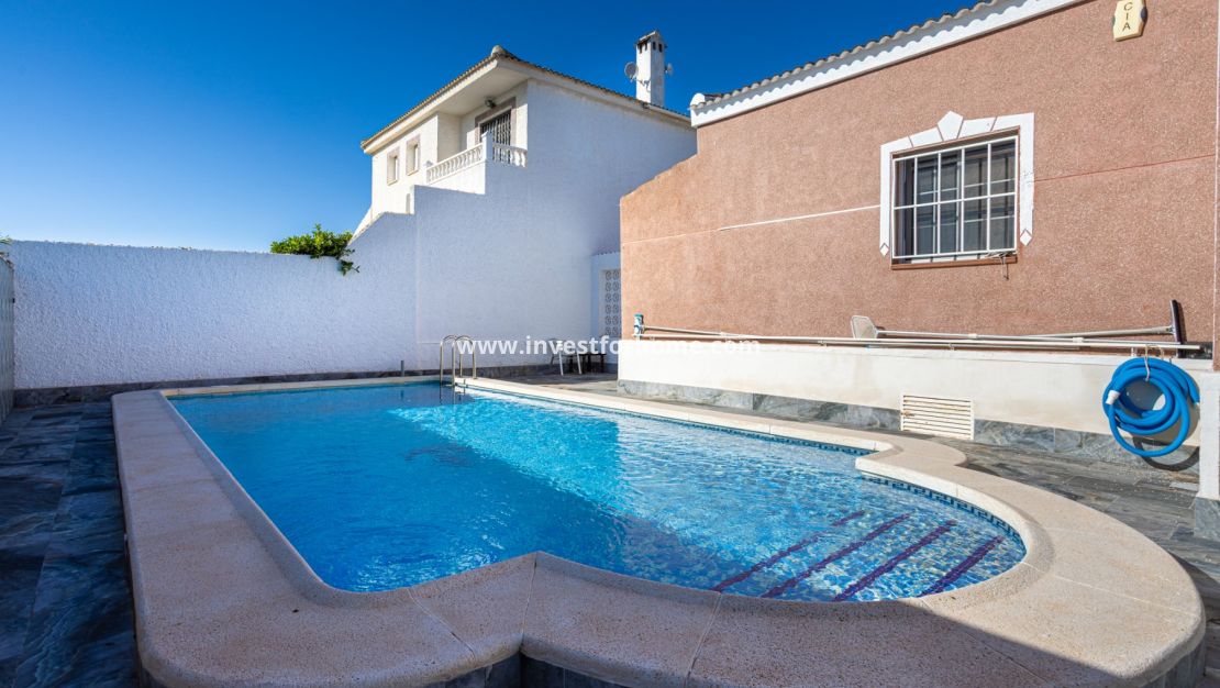 Försäljning - Villa - Torrevieja - Costa Blanca