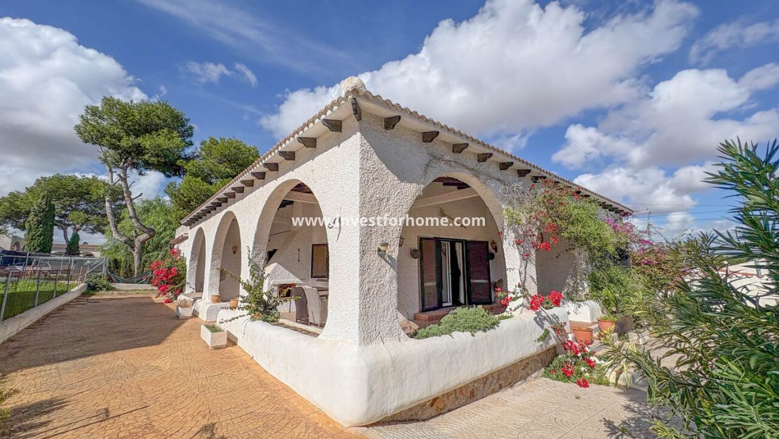 Försäljning - Villa - Torrevieja - Costa Blanca