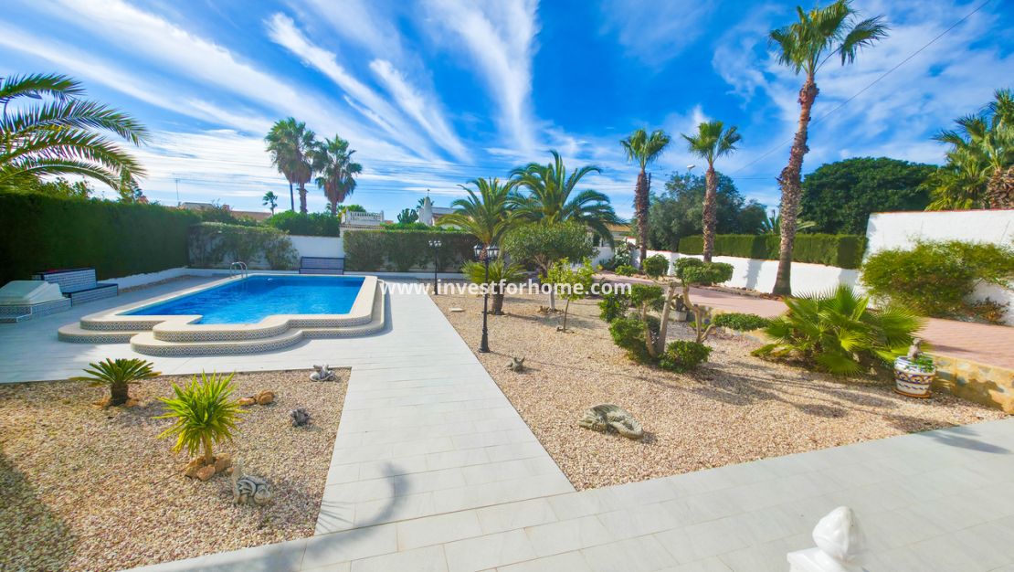 Försäljning - Villa - Torrevieja - Costa Blanca
