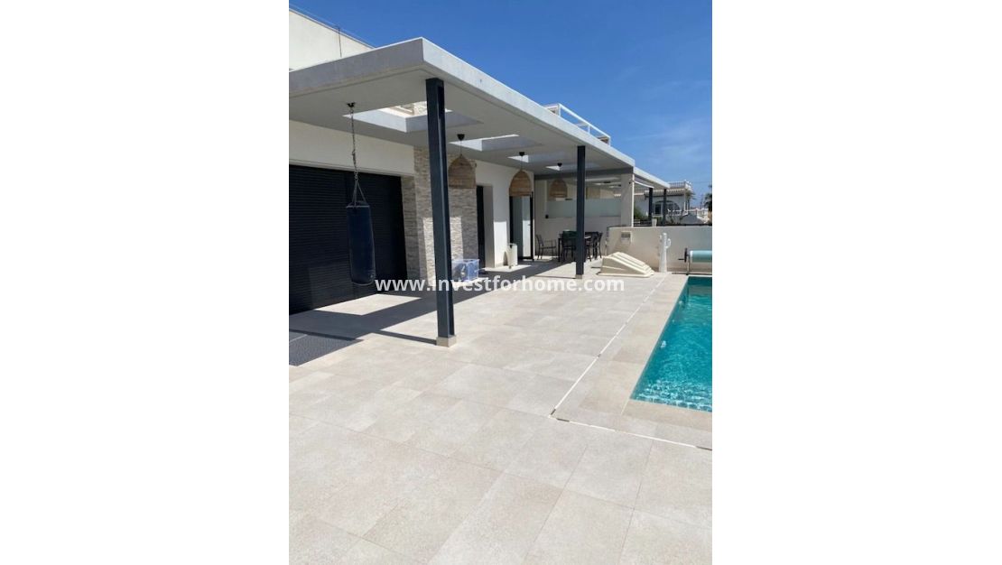 Försäljning - Villa - Torrevieja - Costa Blanca