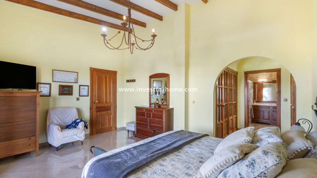 Försäljning - Villa - Torrevieja - Costa Blanca