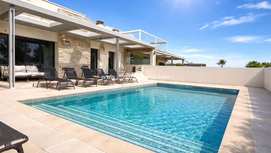 Försäljning - Villa - Torrevieja - Costa Blanca