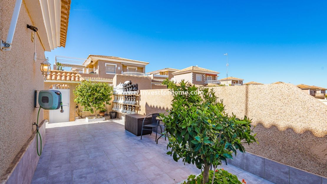 Försäljning - Villa - Torrevieja - Costa Blanca