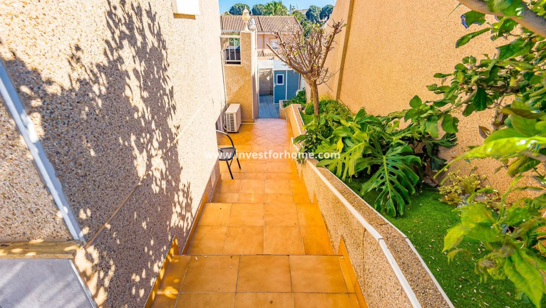 Försäljning - Villa - Torrevieja - Costa Blanca