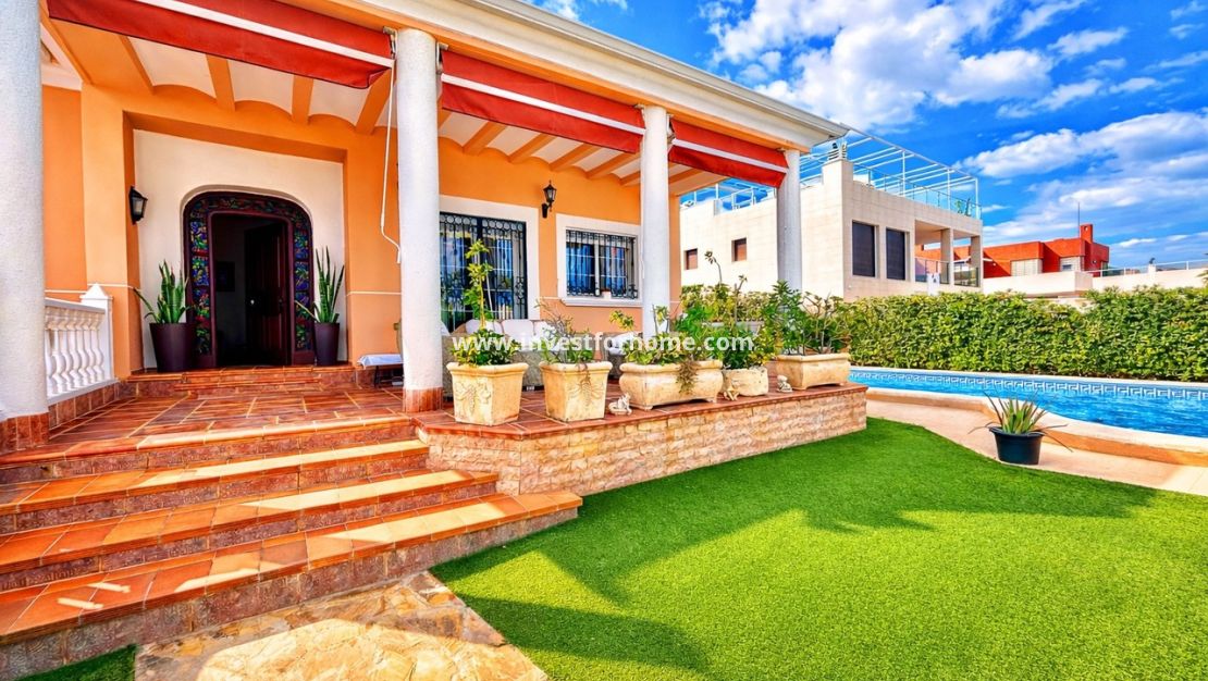 Försäljning - Villa - Torrevieja - Costa Blanca