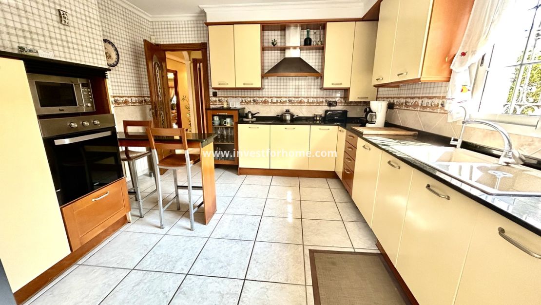 Försäljning - Villa - Torrevieja - Costa Blanca