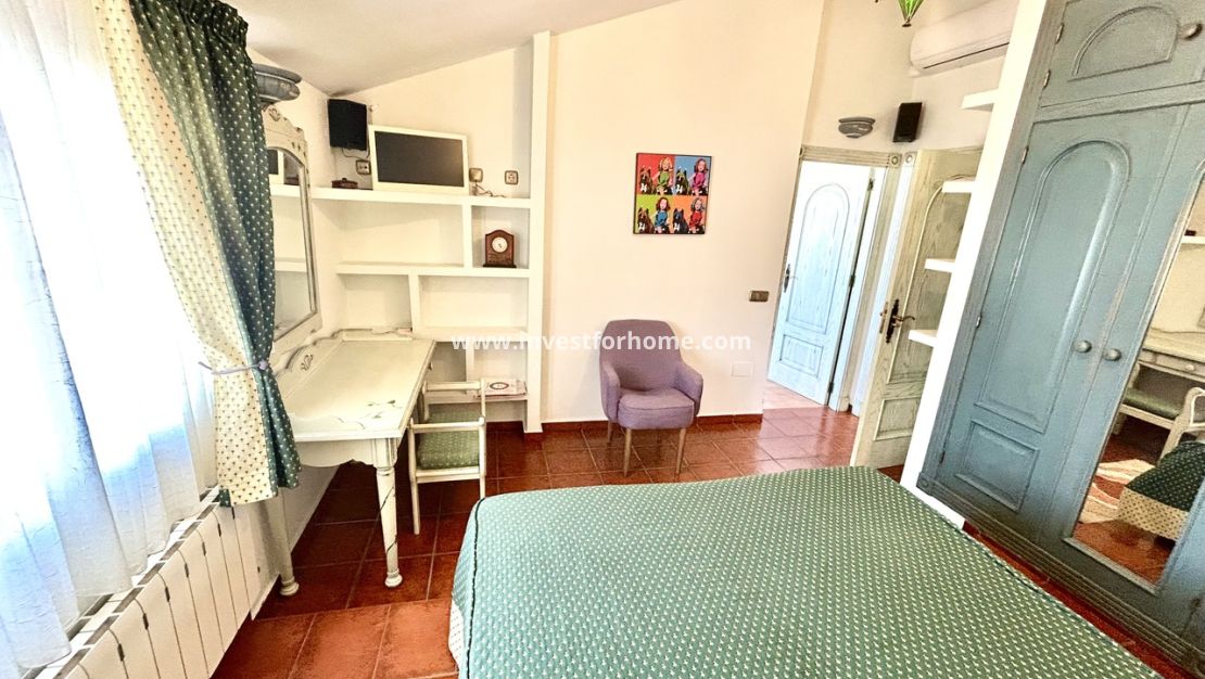 Försäljning - Villa - Torrevieja - Costa Blanca