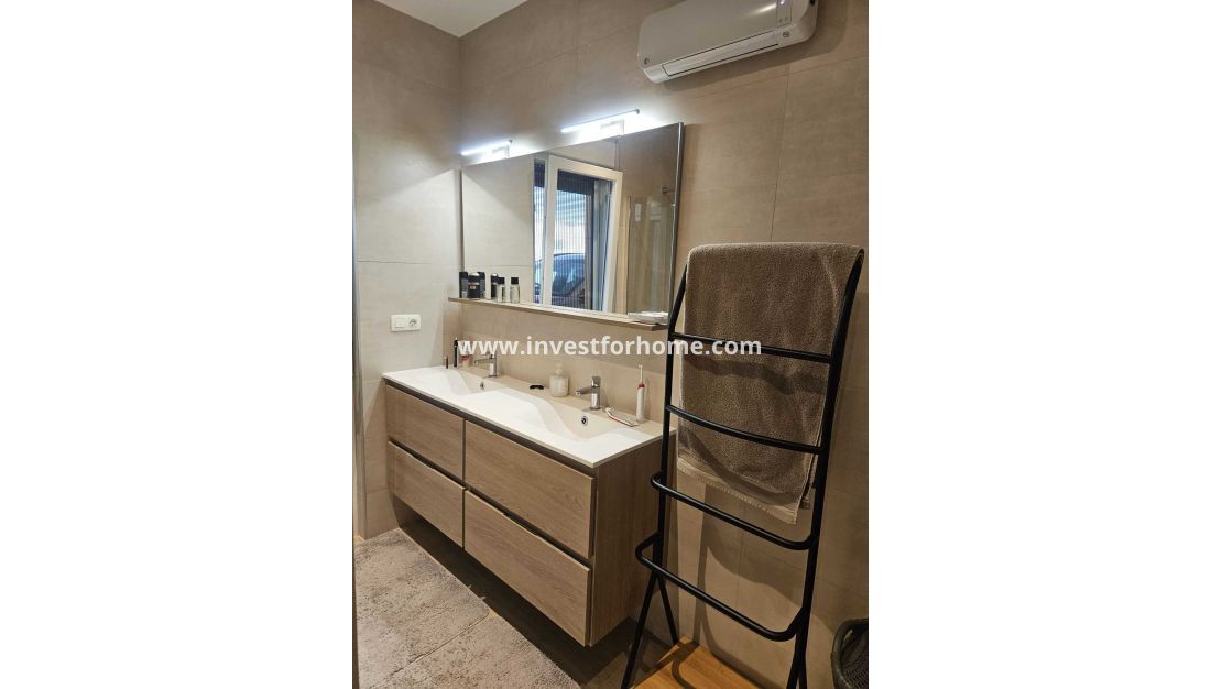 Försäljning - Villa - Torrevieja - Costa Blanca