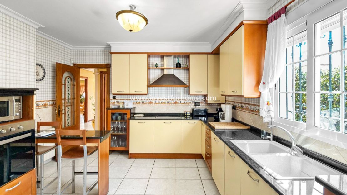 Försäljning - Villa - Torrevieja - Costa Blanca