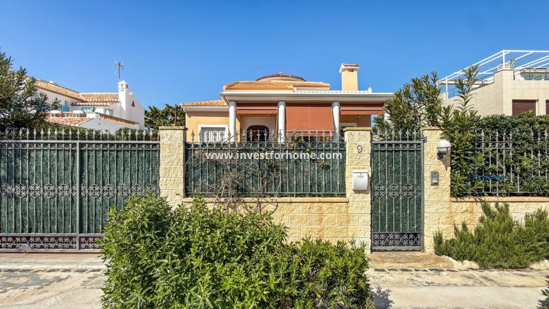 Försäljning - Villa - Torrevieja - Costa Blanca