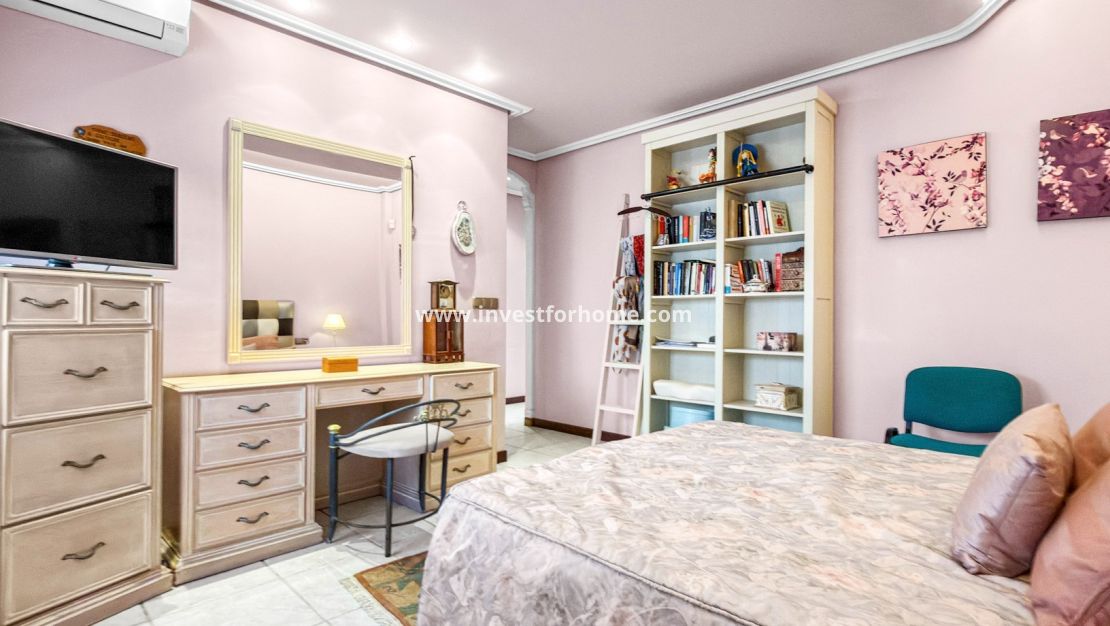 Försäljning - Villa - Torrevieja - Costa Blanca