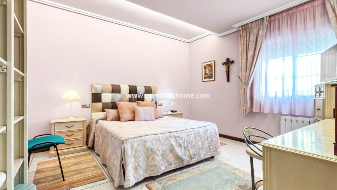 Försäljning - Villa - Torrevieja - Costa Blanca