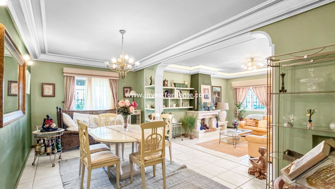 Försäljning - Villa - Torrevieja - Costa Blanca