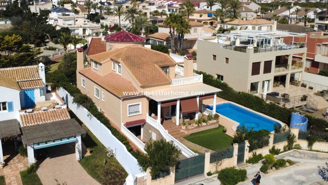 Försäljning - Villa - Torrevieja - Costa Blanca