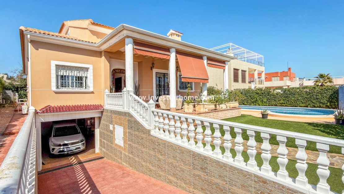 Försäljning - Villa - Torrevieja - Costa Blanca