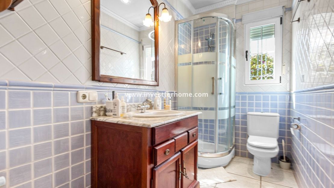 Försäljning - Villa - Torrevieja - Costa Blanca