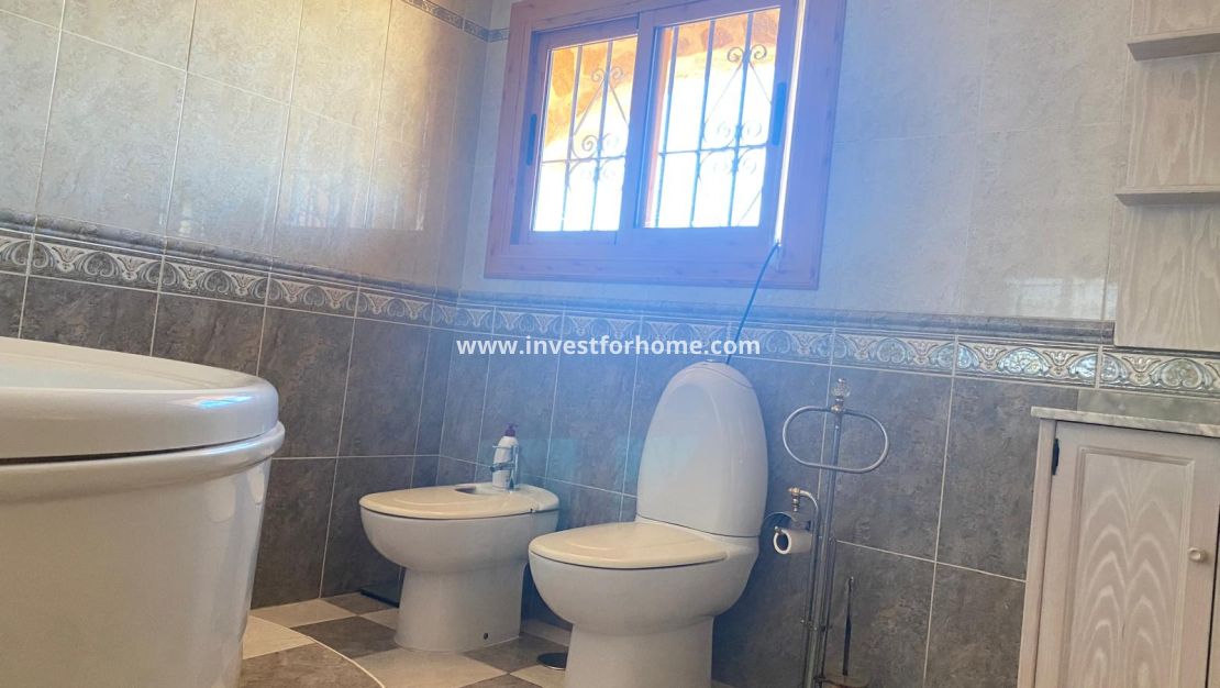 Försäljning - Villa - Torrevieja - Costa Blanca