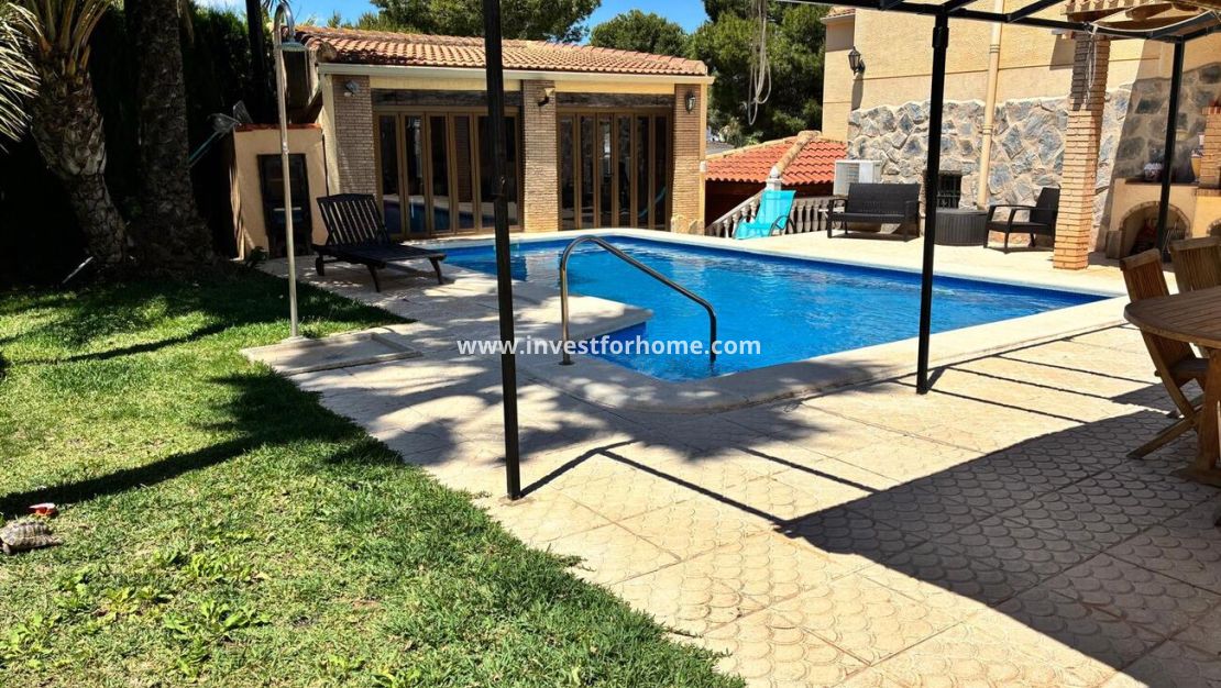 Försäljning - Villa - Torrevieja - Costa Blanca