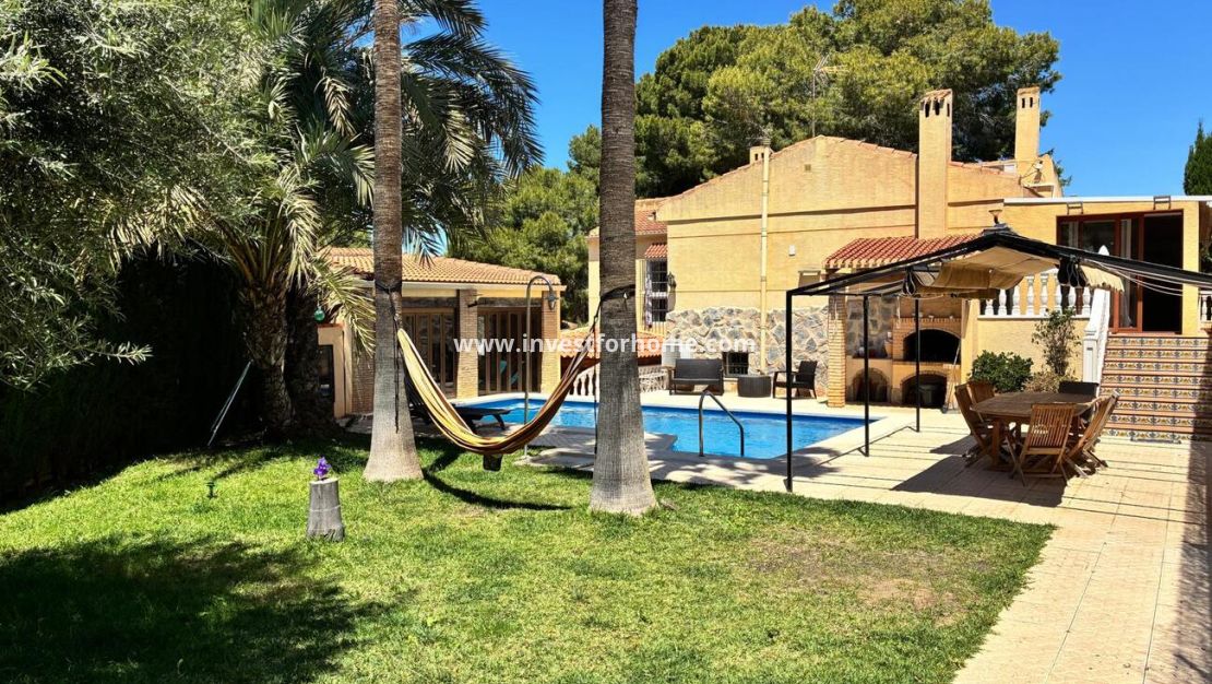 Försäljning - Villa - Torrevieja - Costa Blanca