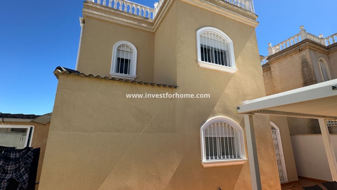 Försäljning - Villa - Torrevieja - Costa Blanca