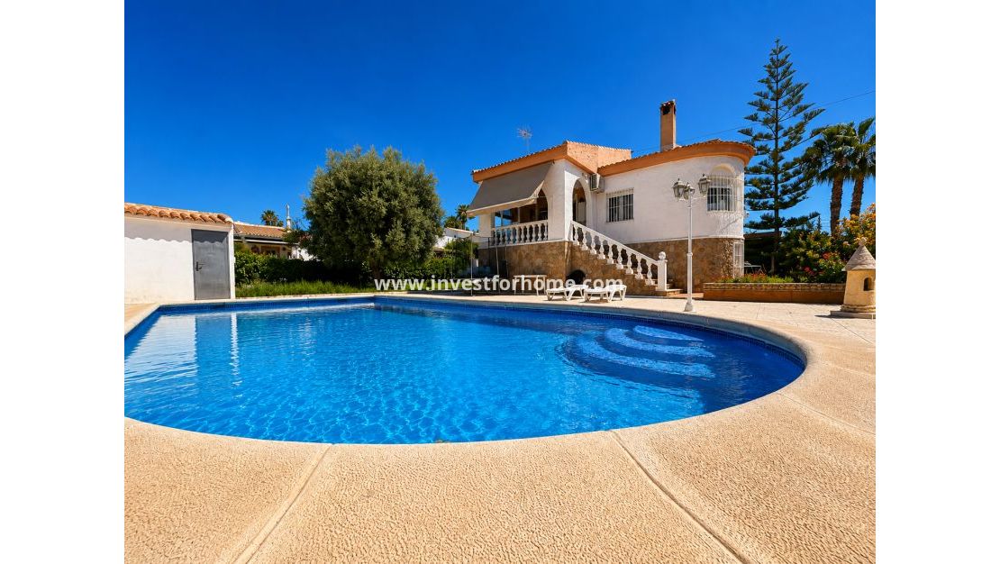 Försäljning - Villa - Torrevieja - Costa Blanca