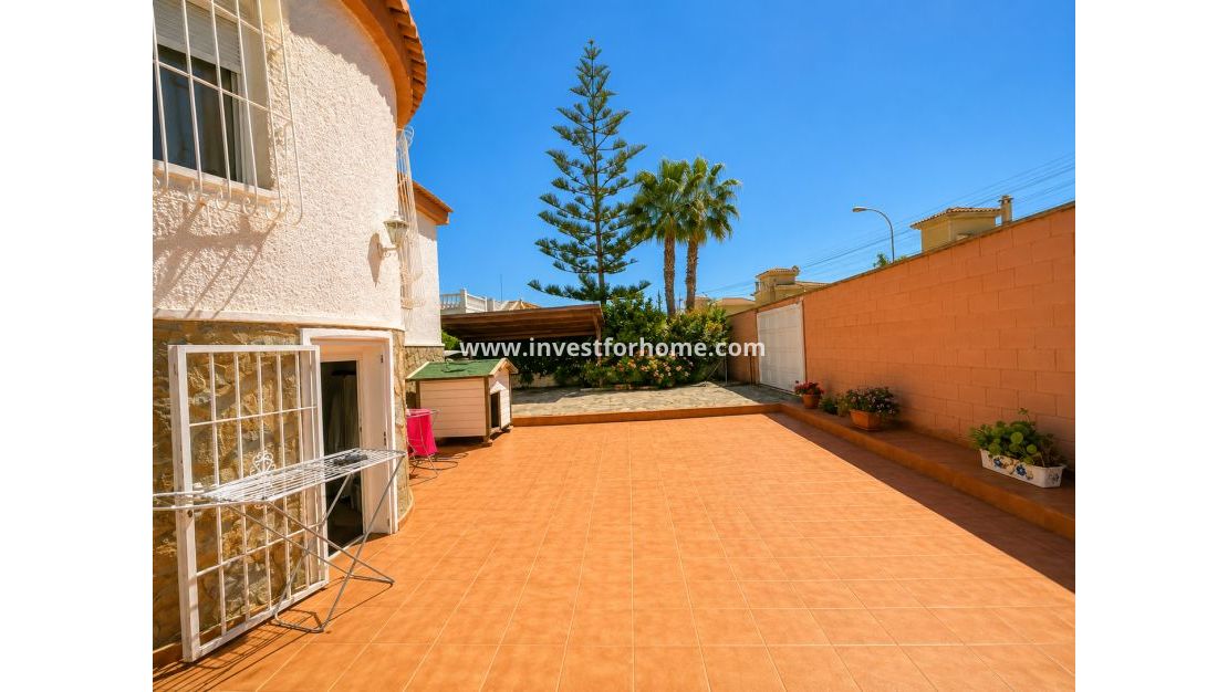 Försäljning - Villa - Torrevieja - Costa Blanca
