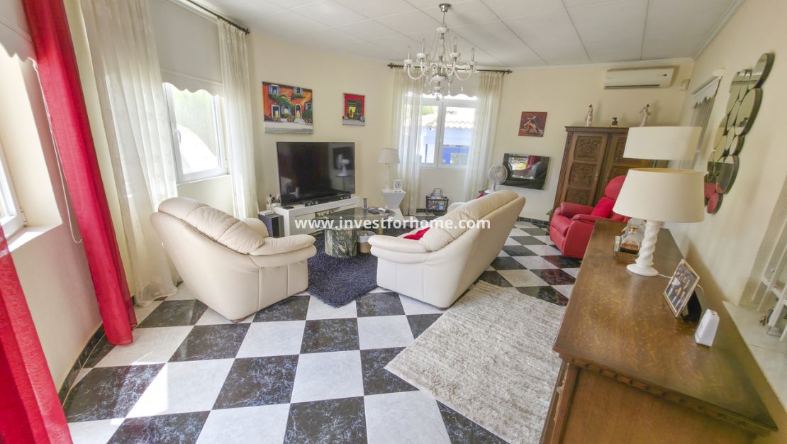 Försäljning - Villa - Torrevieja - Costa Blanca