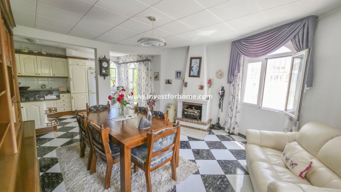 Försäljning - Villa - Torrevieja - Costa Blanca