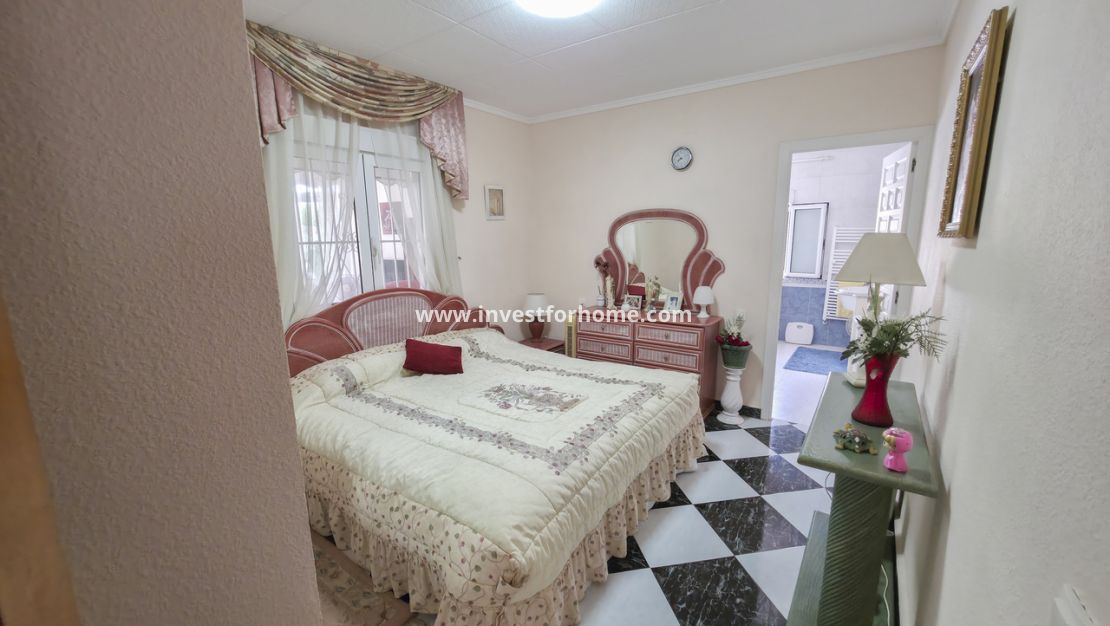 Försäljning - Villa - Torrevieja - Costa Blanca