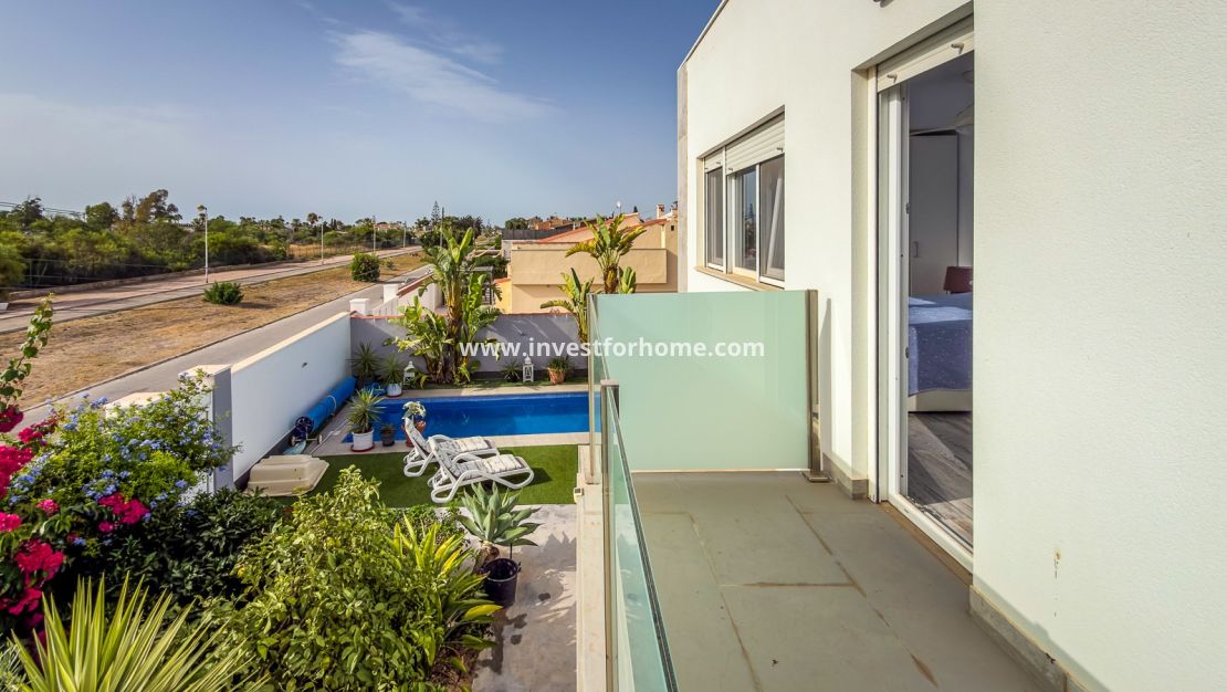 Försäljning - Villa - Torrevieja - Costa Blanca