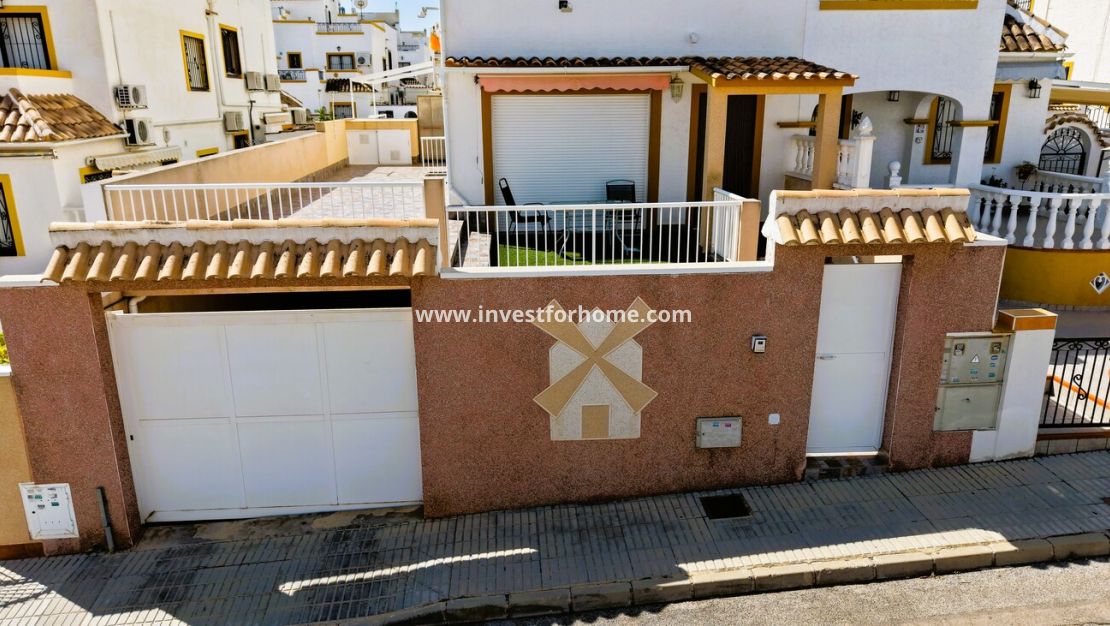 Försäljning - Villa - Torrevieja - Costa Blanca