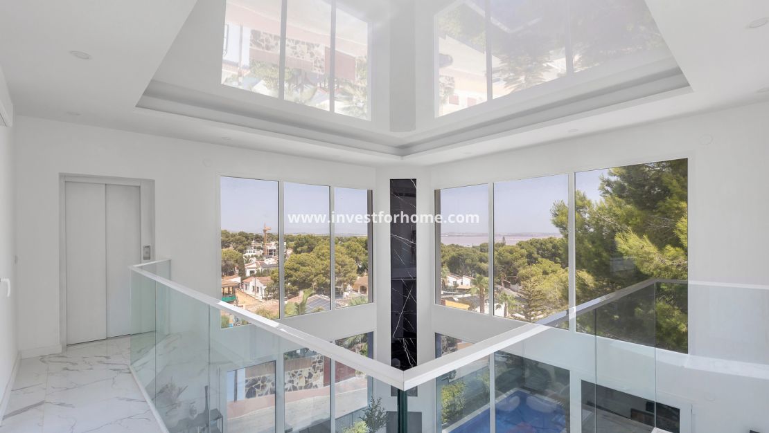 Försäljning - Villa - Torrevieja - Costa Blanca