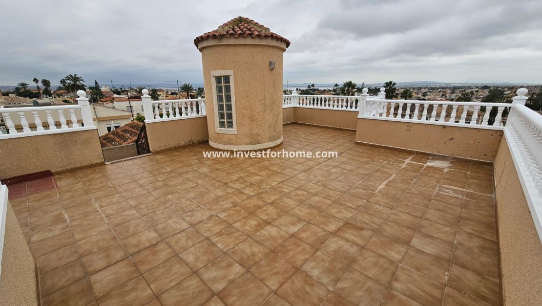 Försäljning - Villa - Torrevieja - El Chaparral