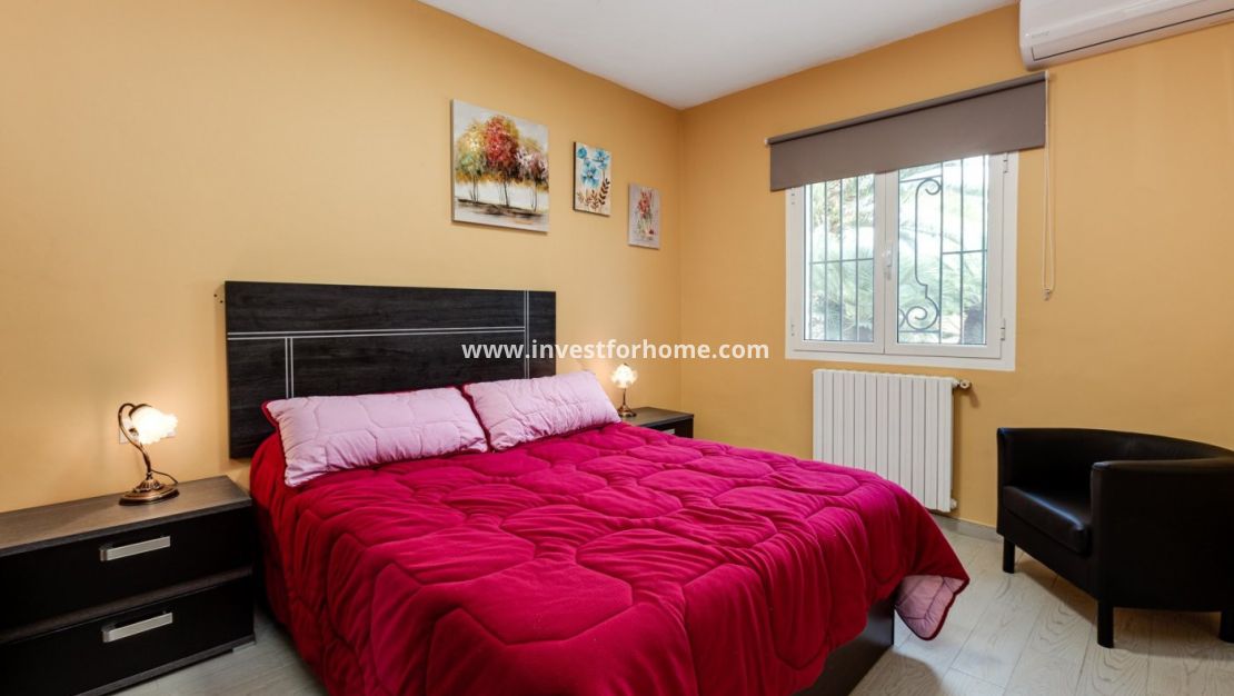 Försäljning - Villa - Torrevieja - La Siesta-El Chaparral