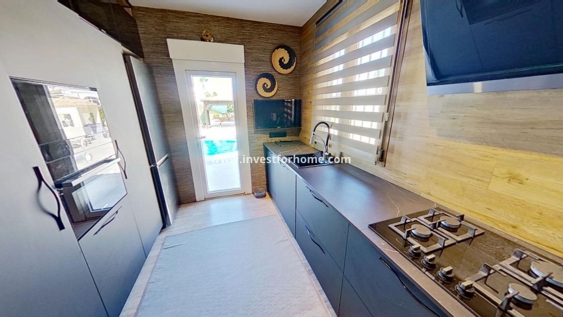 Försäljning - Villa - Torrevieja - La Siesta-El Chaparral