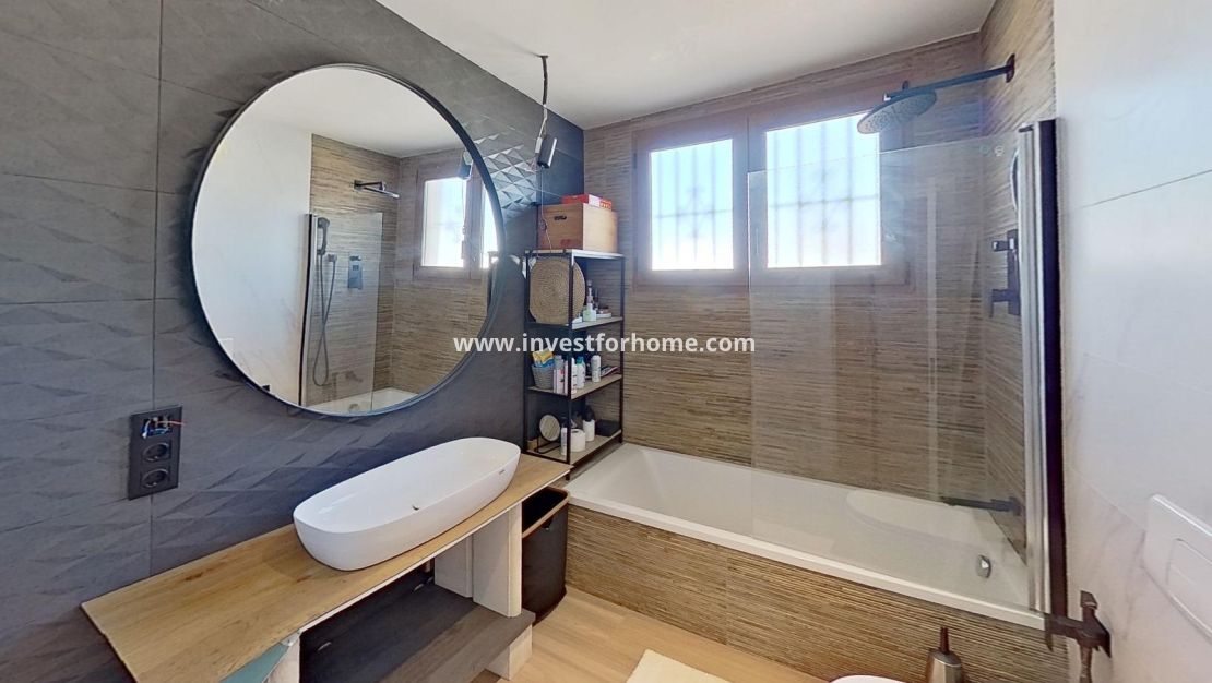 Försäljning - Villa - Torrevieja - La Siesta-El Chaparral