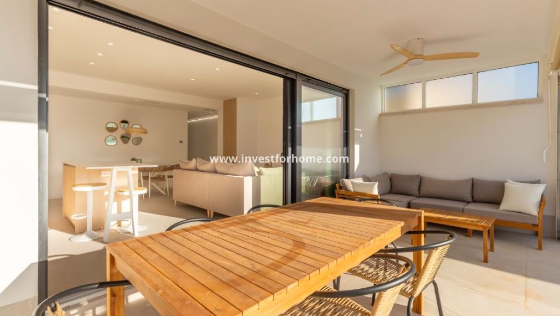 Försäljning - Villa - Torrevieja - La Siesta-El Chaparral