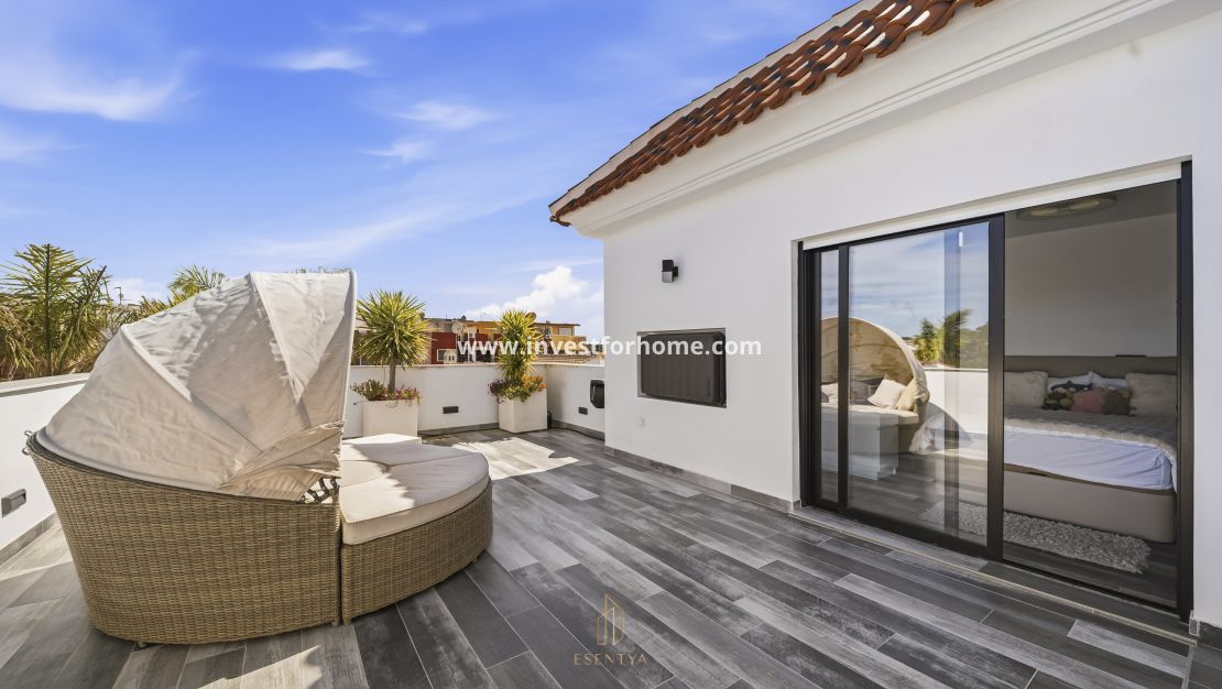 Försäljning - Villa - Torrevieja - La Siesta-El Chaparral