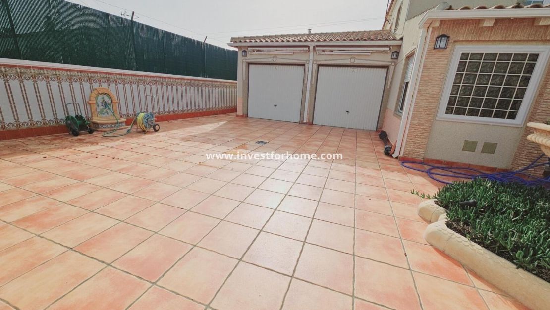 Försäljning - Villa - Torrevieja - La Siesta - El Salado - Torreta