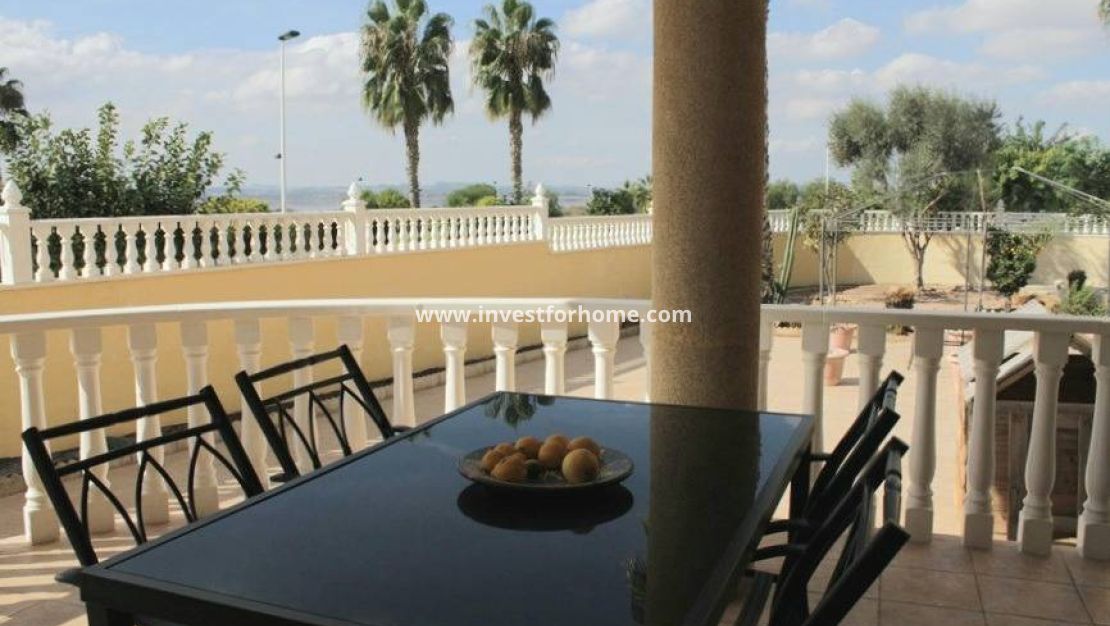 Försäljning - Villa - Torrevieja - La Siesta - El Salado - Torreta