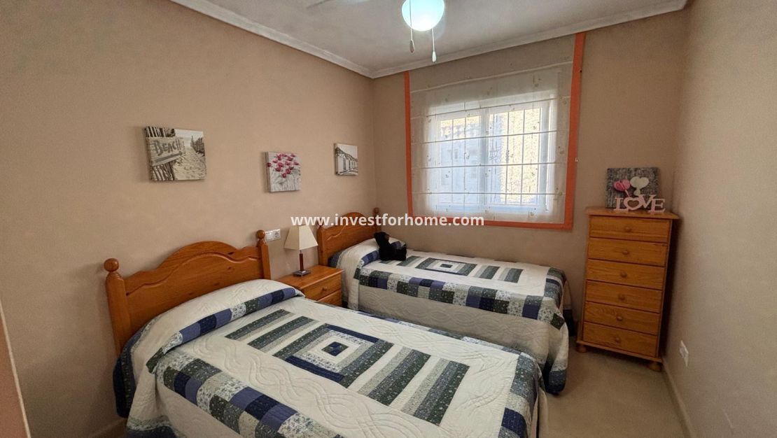Försäljning - Villa - Torrevieja - La Siesta - El Salado - Torreta