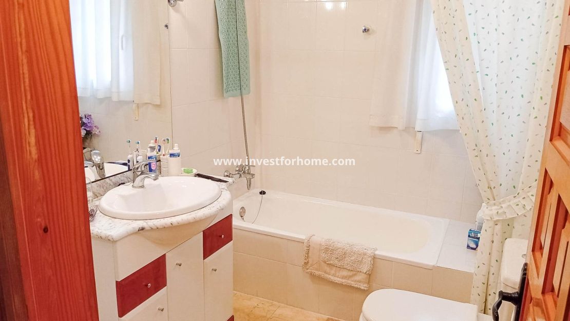 Försäljning - Villa - Torrevieja - La Siesta - El Salado - Torreta