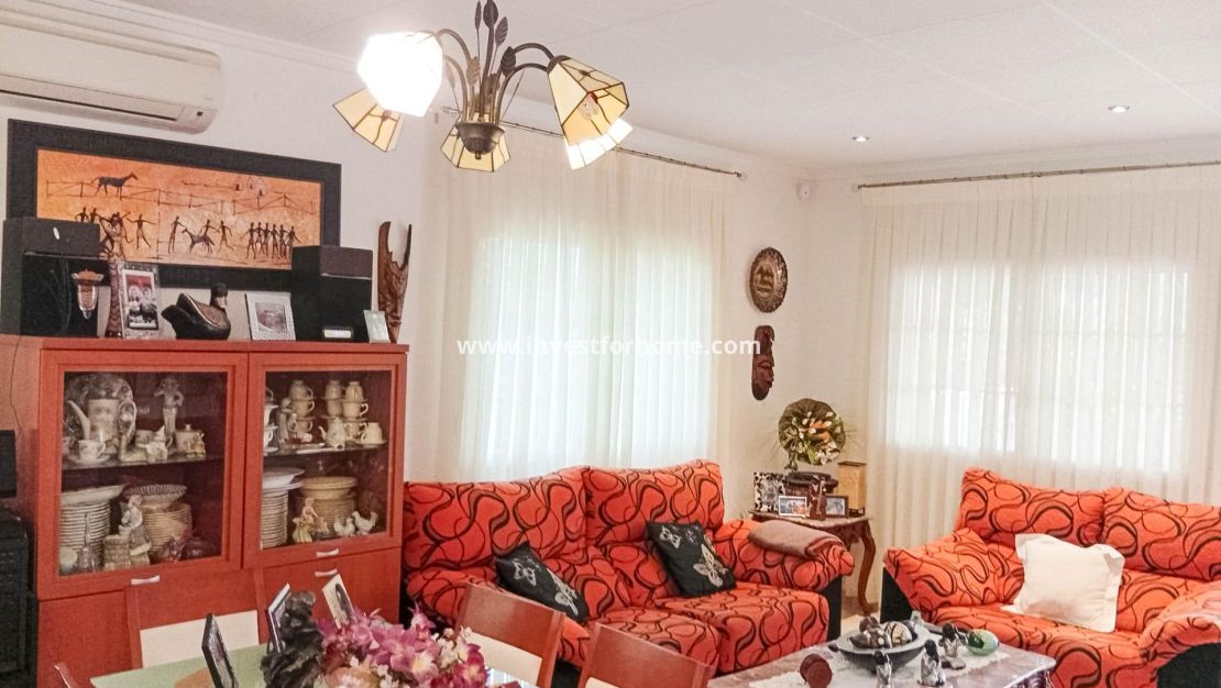 Försäljning - Villa - Torrevieja - La Siesta - El Salado - Torreta