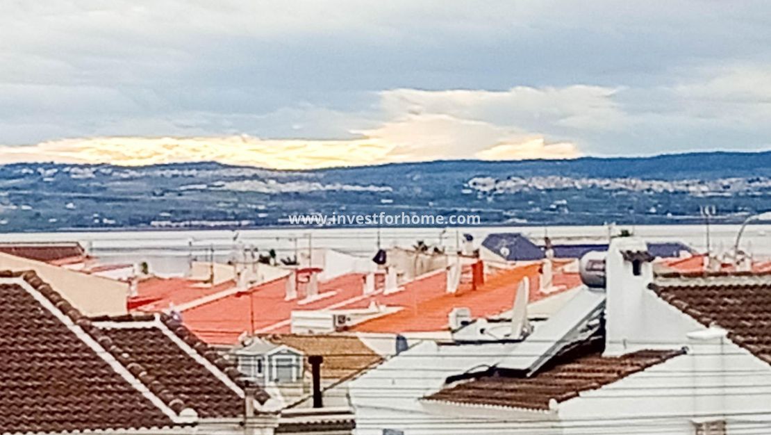 Försäljning - Villa - Torrevieja - La Siesta - El Salado - Torreta